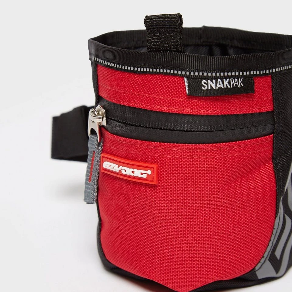 Ezy-Dog SnakPak Dog Treat Bag Red 3 Ezy-Dog SnakPak Dog Treat Bag Red - Image 3